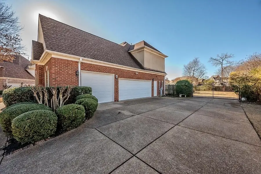 2345 LENZI MARIE CV, Cordova, TN 38016 - #2