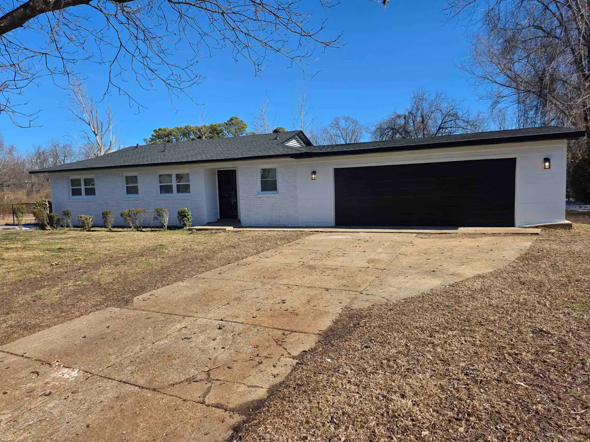 5026 FRANKIE LN, Memphis, TN 38109 - Image #1