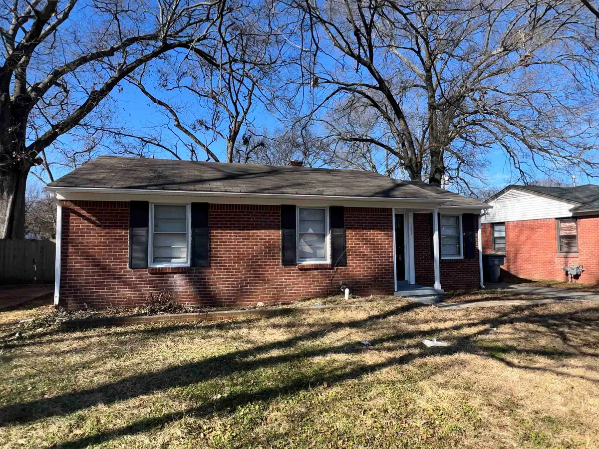 1251 HOLLIDAY ST, Memphis, TN 38122 - #1