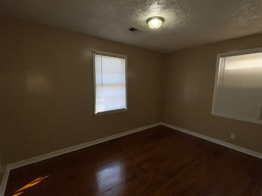 1251 HOLLIDAY ST, Memphis, TN 38122 - #2