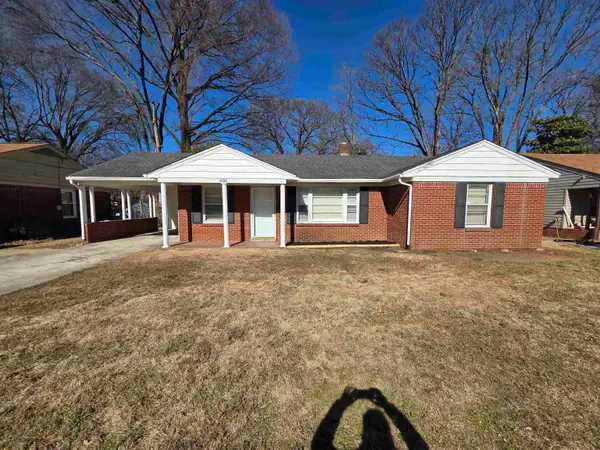 4584 E DEARING RD, Memphis, TN 38117