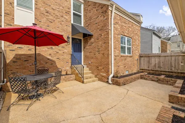 6902 MIDHURST DR, Memphis, TN 38119