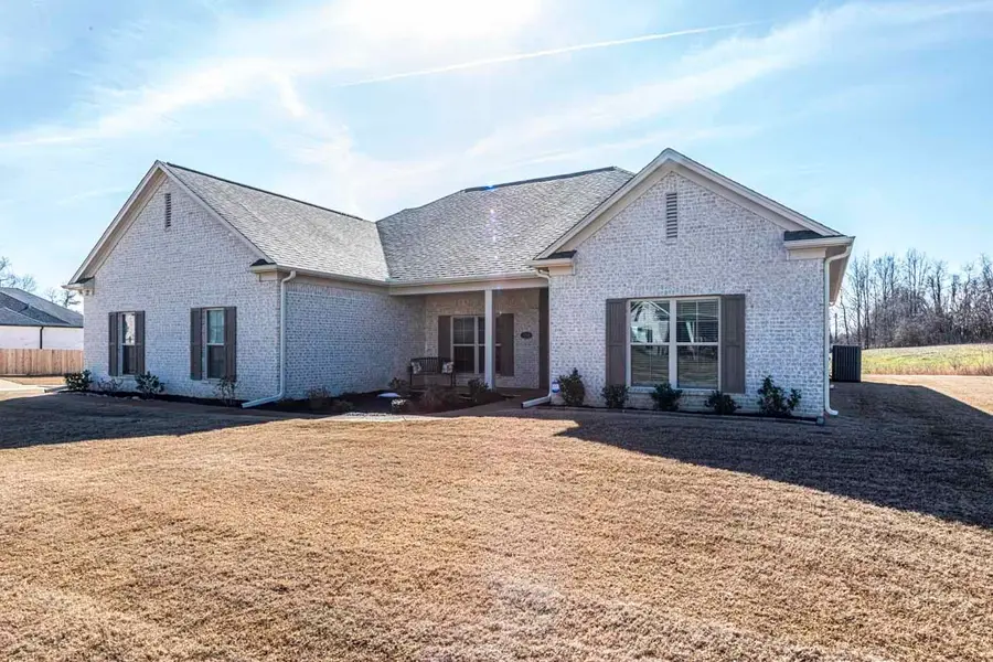 354 GEORGE ELLIS DR, Munford, TN 38058 - #2