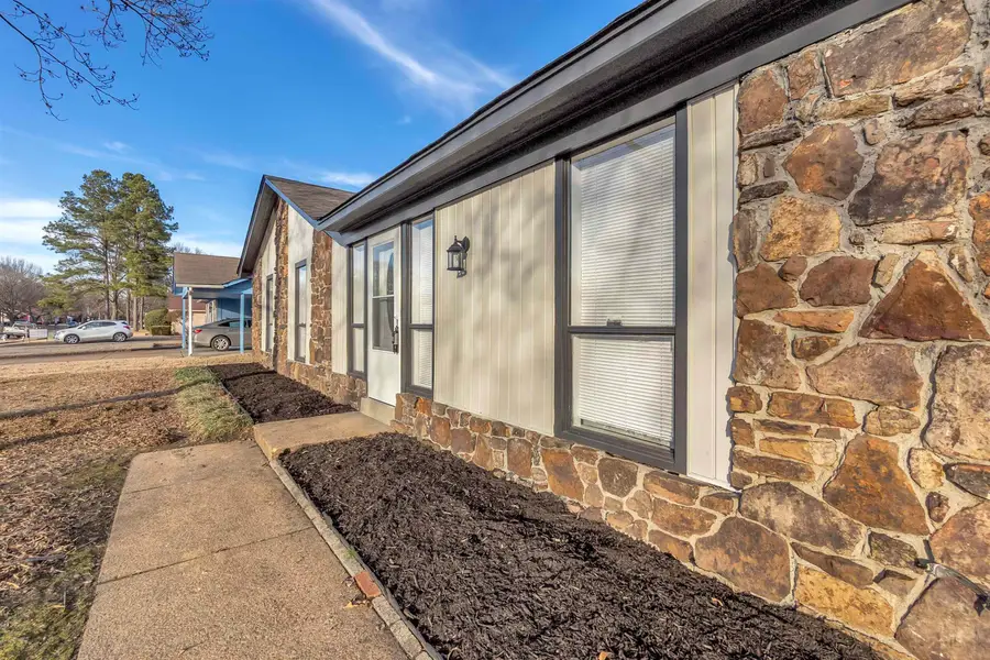 5740 WILLOW SPRINGS DR, Millington, TN 38053 - #3