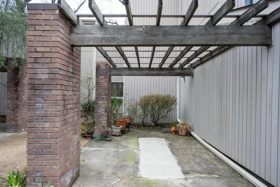 826 THISTLEDOWN DR #1202, Memphis, TN 38117 - #2