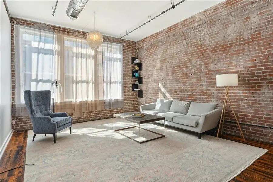 413 S MAIN ST #206, Memphis, TN 38103 - #3