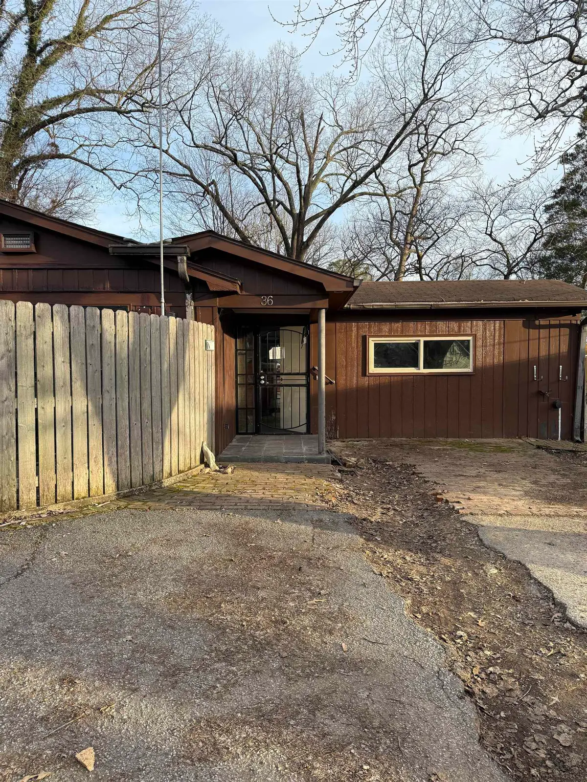 36 HONEYSUCKLE DR, Jackson, TN 38301-4021 - #1