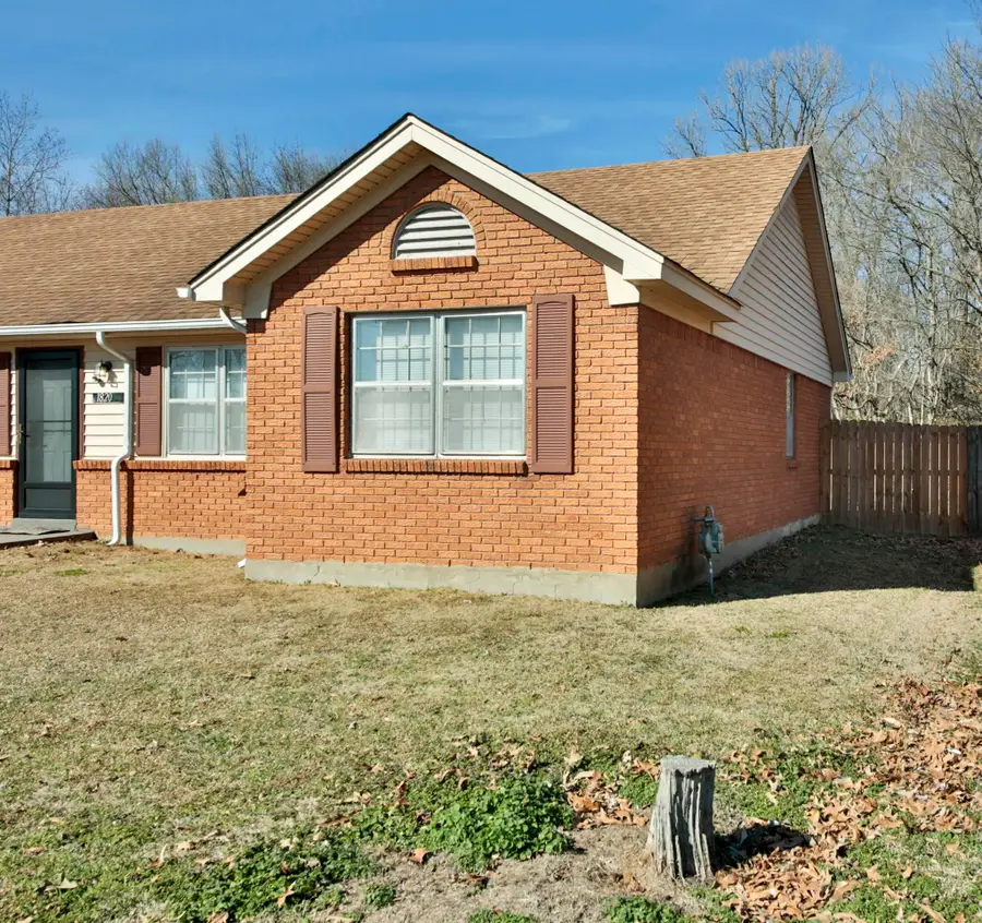 1820 W HOLMES RD, Memphis, TN 38109 - #3