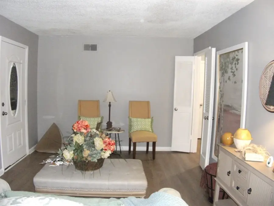 4891 DIANNE DR, Memphis, TN 38116 - #2