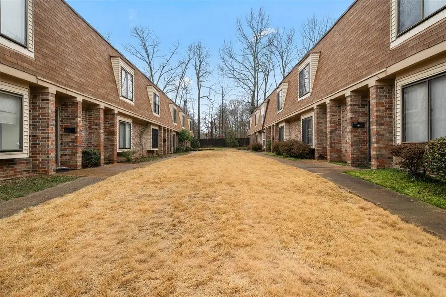 6617 S POPLAR WOODS CIR #2, Germantown, TN 38138 - #2