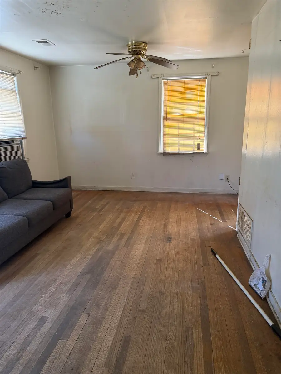 1455 OAKLAWN ST, Memphis, TN 38114 - #2