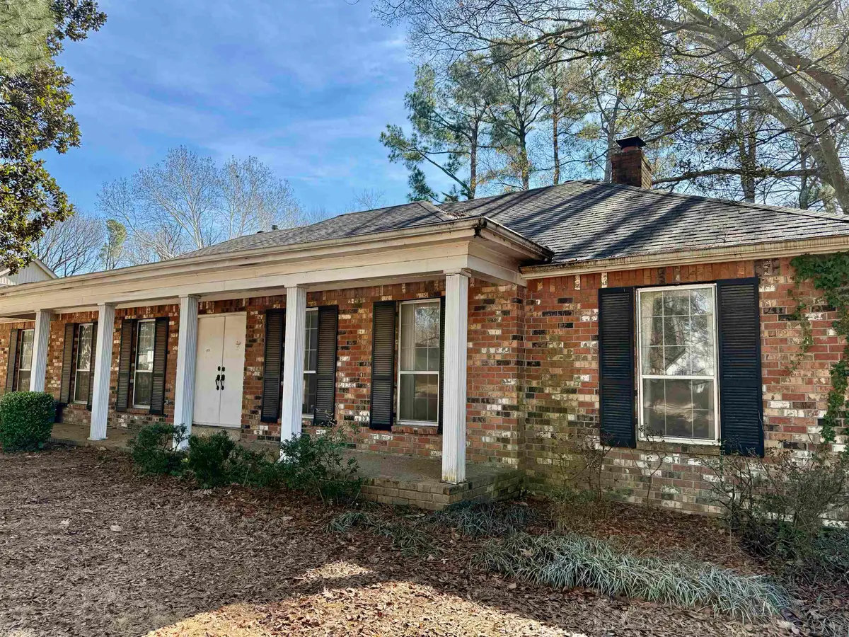 8077 FARMINGTON BLVD, Germantown, TN 38138 - #1