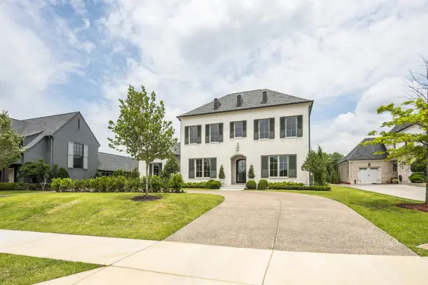 3116 CHAPEL WOODS CV, Germantown, TN 38139
