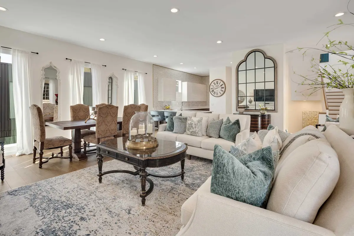 466 WAGNER PL, Memphis, TN 38103 - #1