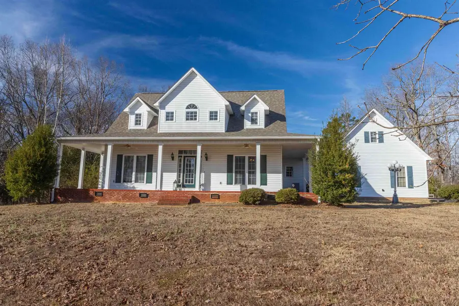 78 COX DR, Selmer, TN 38375 - #2