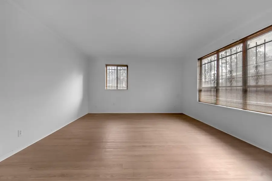 2922 WALKER AVE, Memphis, TN 38111 - #2