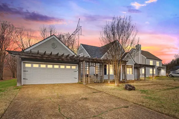 2819 MCVAY TRAIL DR, Memphis, TN 38119