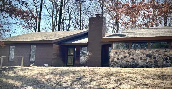 2145 LITTLEMORE DR, Memphis, TN 38016