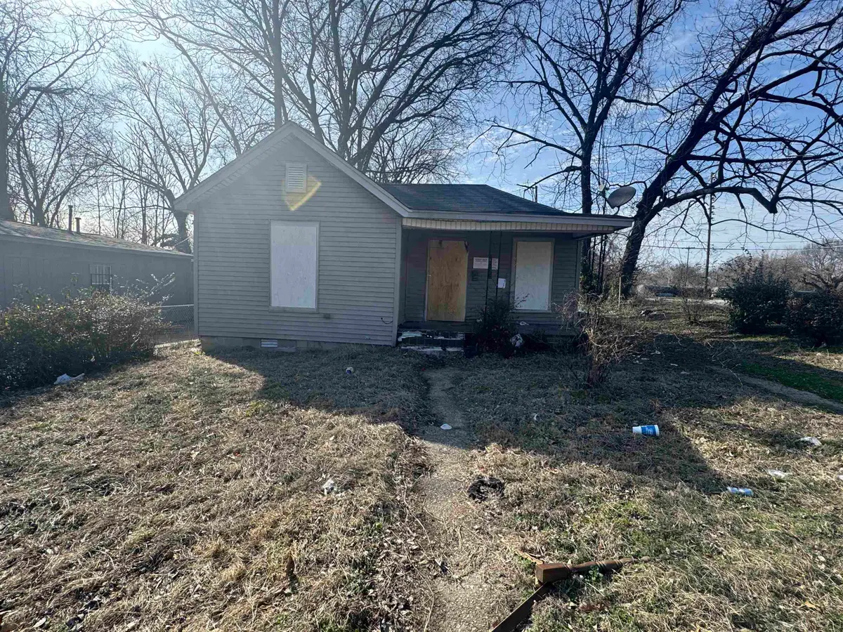 1545 LATHAM ST, Memphis, TN 38106 - #1
