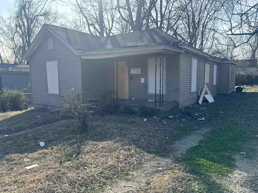 1545 LATHAM ST, Memphis, TN 38106 - #3