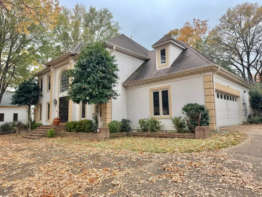 381 RIVEREDGE DR W, Cordova, TN 38018 - #2