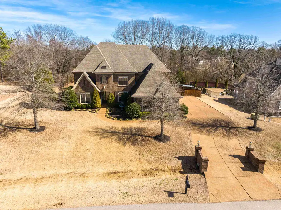 3930 S POTTER WOODS CV, Lakeland, TN 38002 - #3