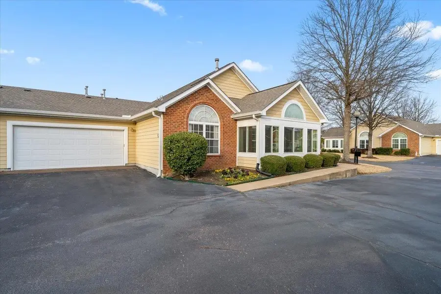 1901 APPLING OAKS CIR #14, Cordova, TN 38016 - #2