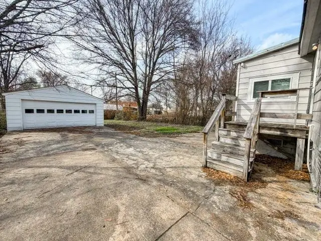 1047 N HIGHLAND AVE, Memphis, TN 38122 - #3