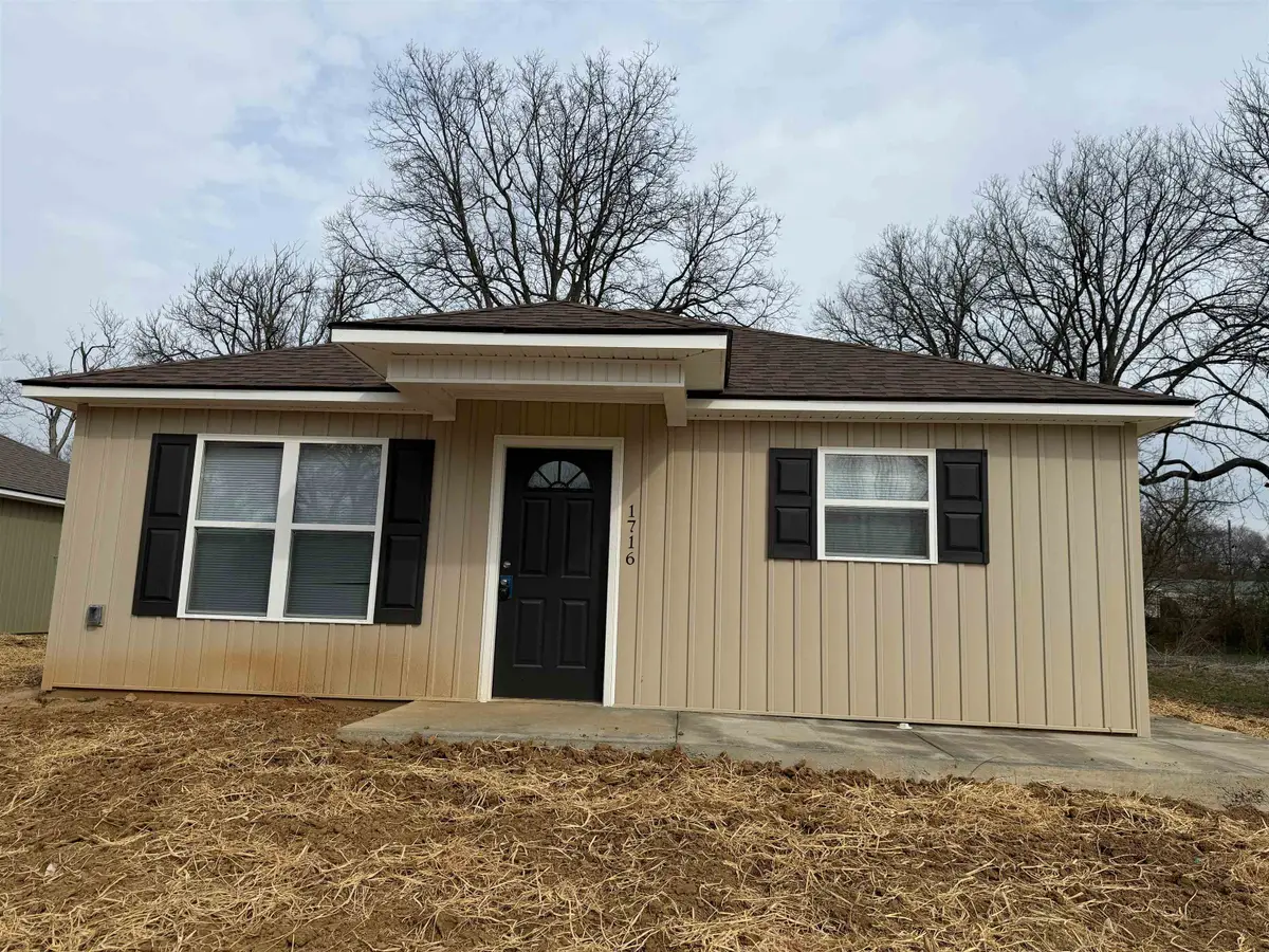 1716 HARRIS ST, Dyersburg, TN 38024 - #1