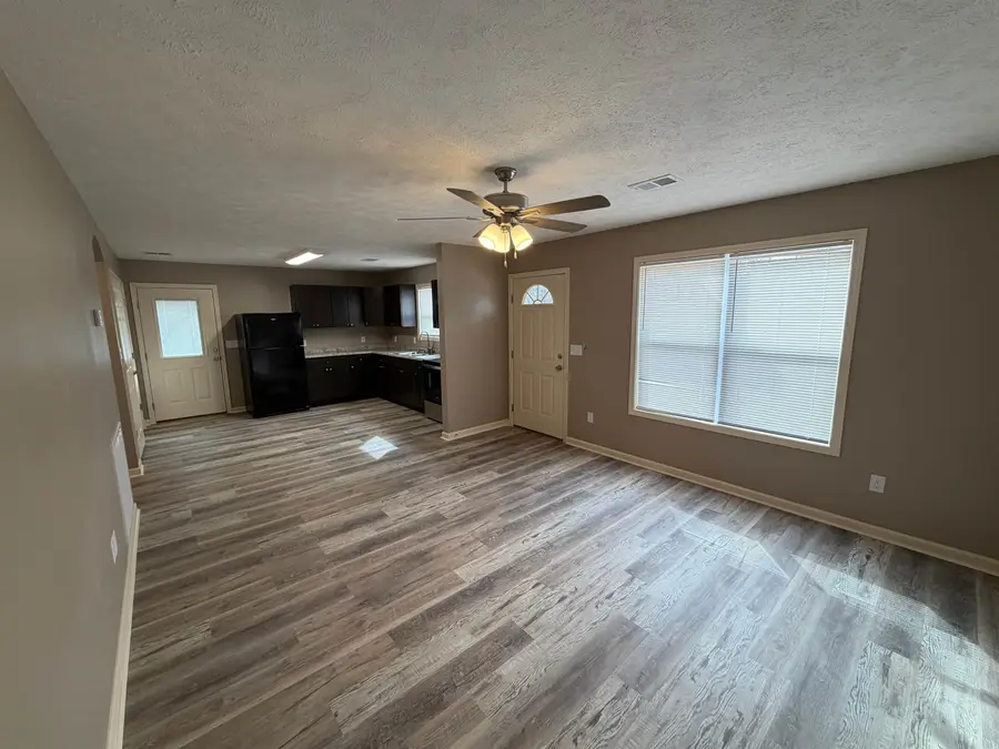 1716 HARRIS ST, Dyersburg, TN 38024 - #2