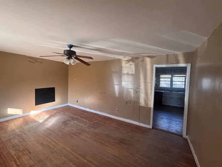 246 WYATT RD, Bruceton, TN 38317 - #3