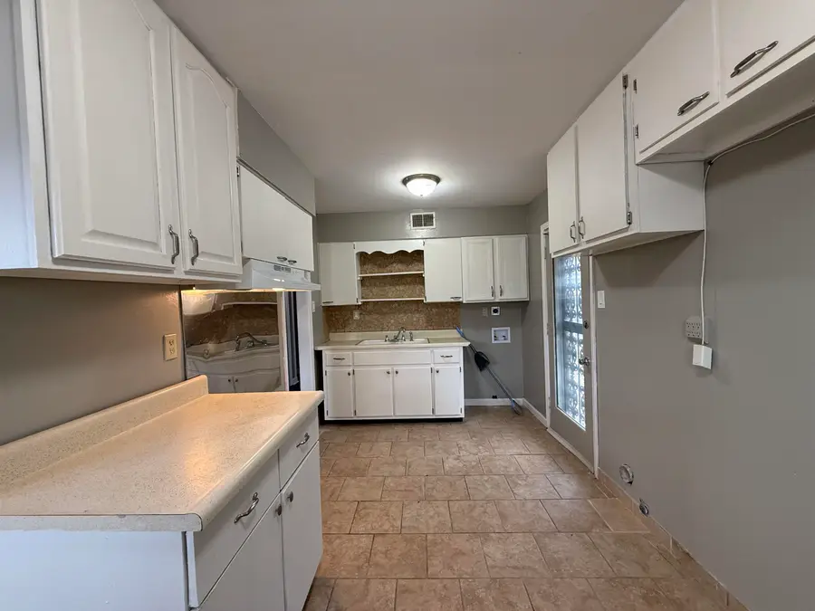 1972 WHITNEY AVE, Memphis, TN 38127 - #2