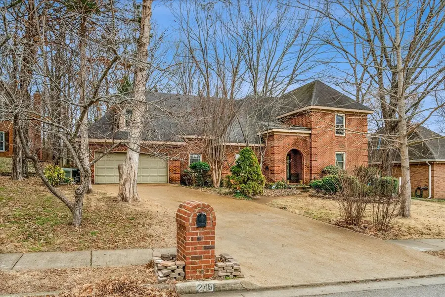 246 WALNUT TRACE DR, Cordova, TN 38018 - #3