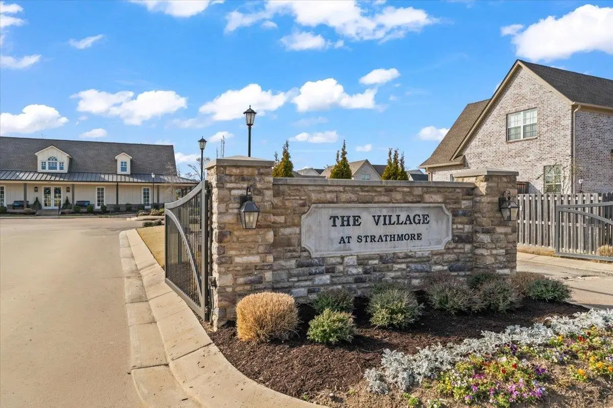 10133 CLIVEDEN CIR S, Collierville, TN 38017 - #1