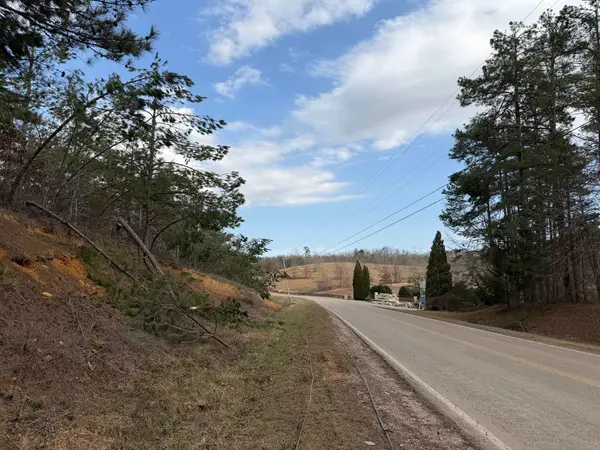 3 PYBURN DR, Savannah, TN 38372