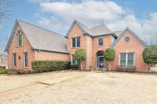 1376 HUNTERS MILL TRL, Collierville, TN 38017