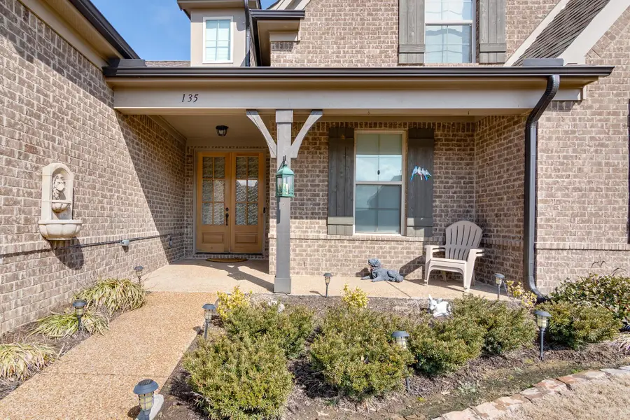 135 CHESNUT RIDGE DR, Oakland, TN 38060 - #2