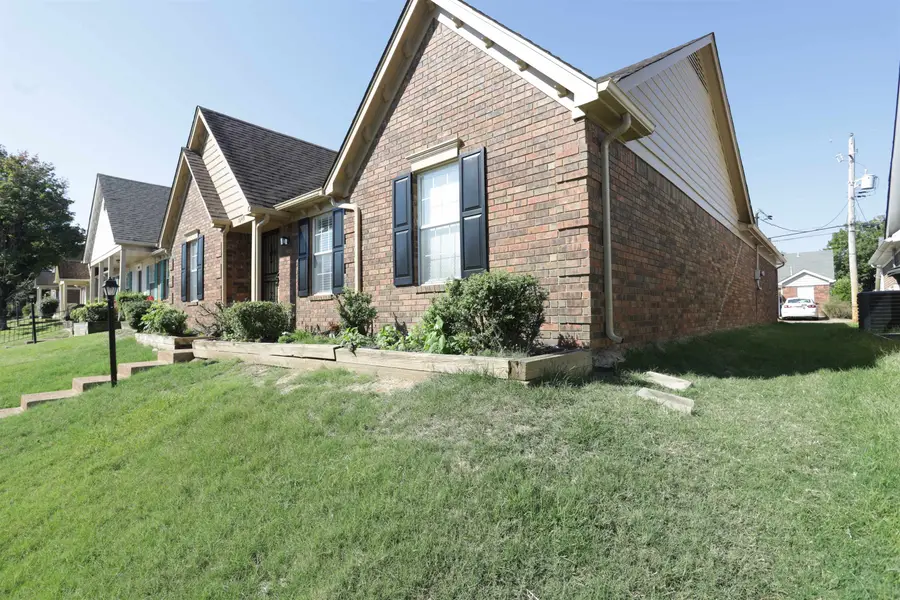 1649 RANMAR DR, Cordova, TN 38016 - #2