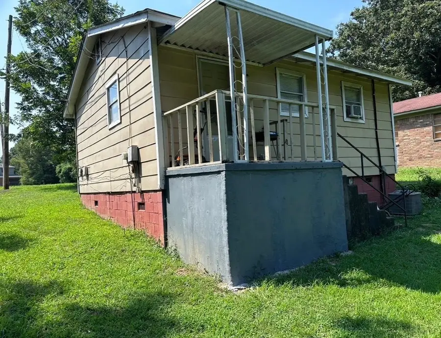 3368 OLD HORN LAKE RD, Memphis, TN 38109 - #2