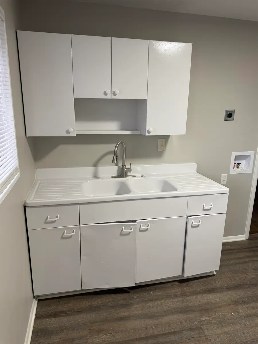 194 E BISCAYNE RD, Memphis, TN 38109 - #2