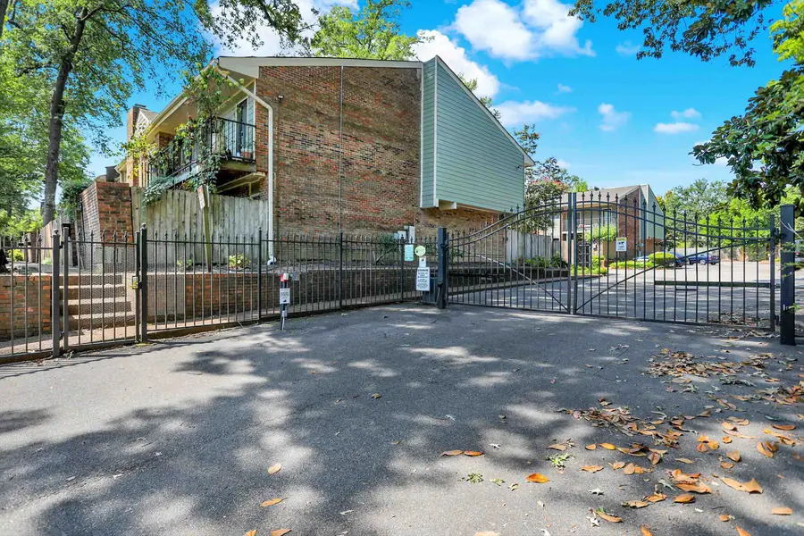 698 HOTCHKISS BLVD, Memphis, TN 38104 - #3