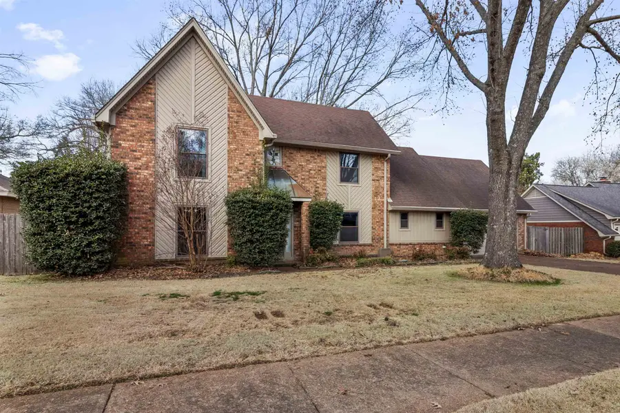 2417 FAIRWAY OAKS DR, Bartlett, TN 38134 - #2