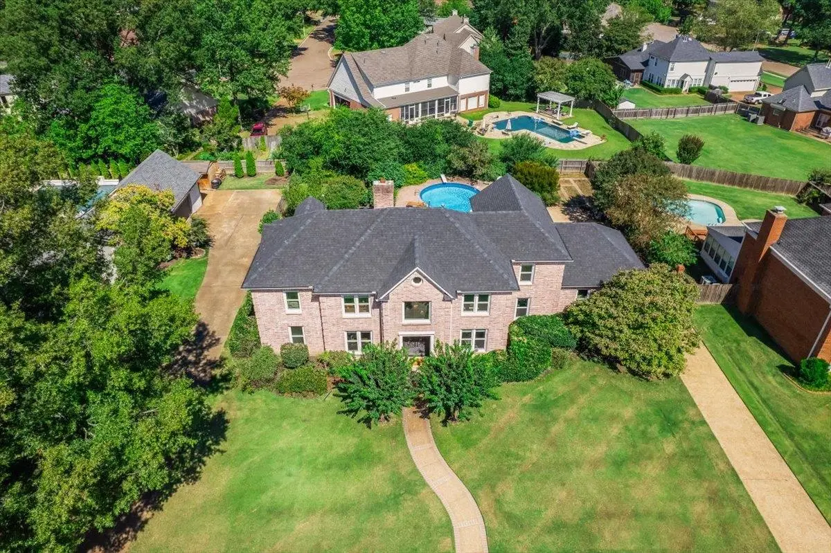 9464 DOE MEADOW DR, Germantown, TN 38139 - #1