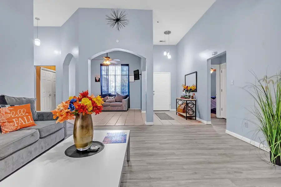 10215 N GREEN MOSS DR, Cordova, TN 38018 - #2