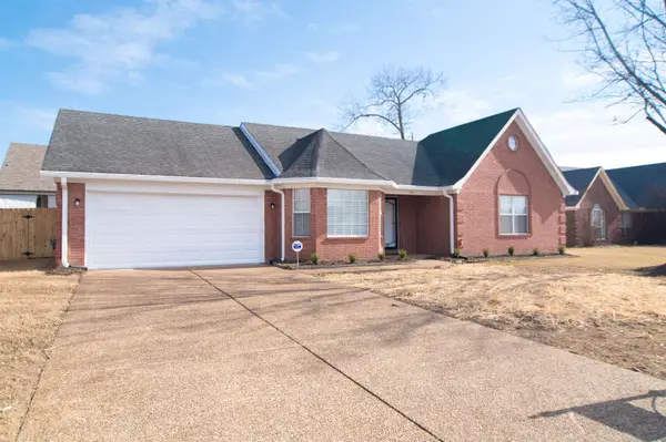 70 WINDING CREEK DR, Oakland, TN 38060