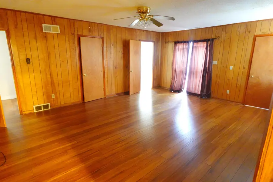 1419 WORTHINGTON ST, Memphis, TN 38114 - #3