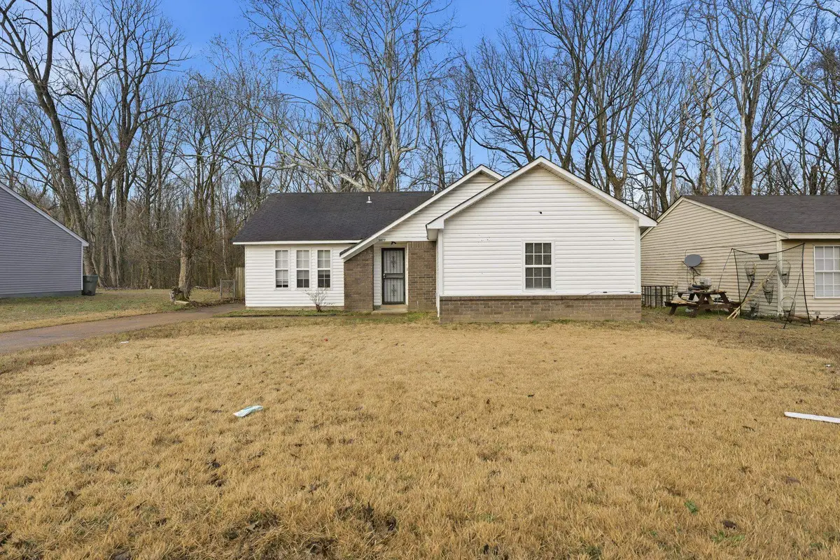 3877 BLACK FORREST DR, Memphis, TN 38128 - #1