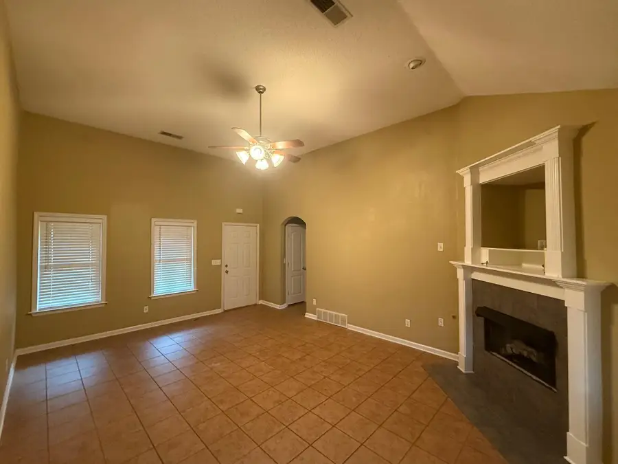 4563 TULIP CREEK DR, Memphis, TN 38135 - #3