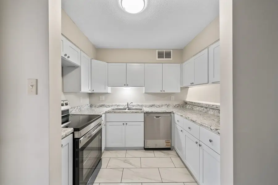 2060 ROMFORD LN, Memphis, TN 38119 - #3