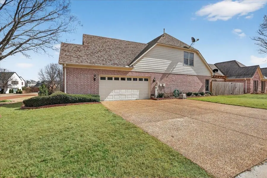 9936 N WINDWARD SLOPE DR, Lakeland, TN 38002 - #3